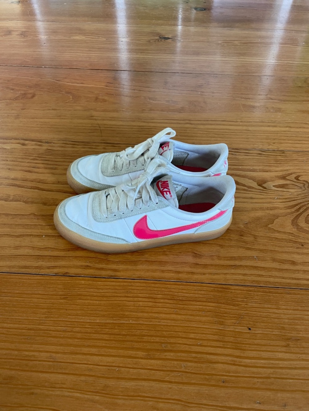 Nike Blazer Low White Sneakers with Pink Swoosh and Gum Sole women’s Size 6